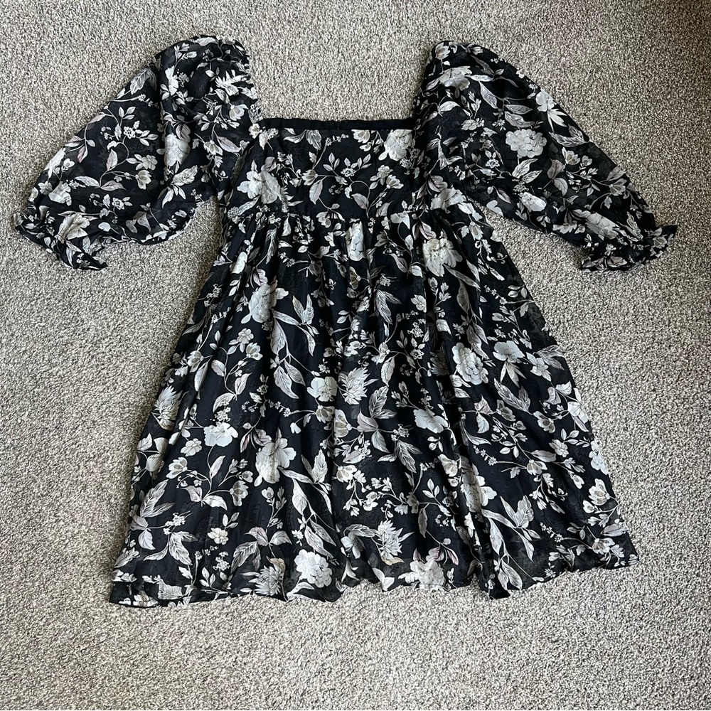 Sweet‎ Lemon NWT Black/Gray Floral Babydoll Square Neck Mini Dress, Size Large